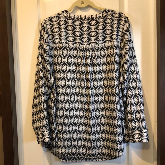 NWOT C J BANKS blouse - Picture 8 of 11